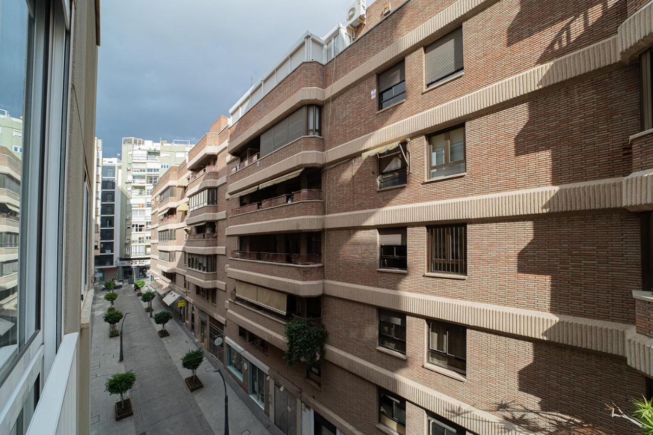 Expoholidays - General Tamayo Parking Gratis Almería Buitenkant foto